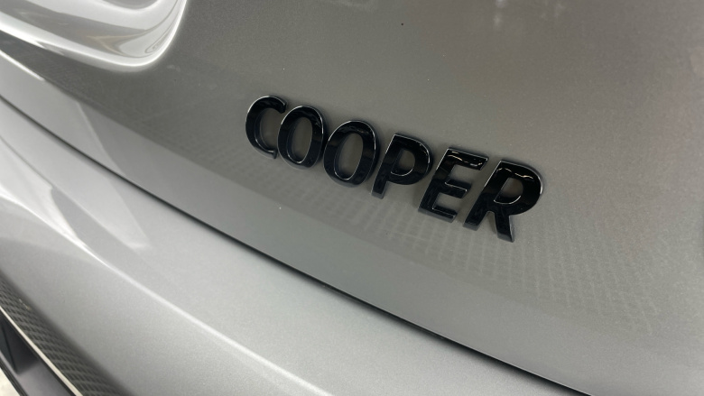 MINI Hatchback 1.5 Cooper Sport 5dr Auto Petrol Hatchback
